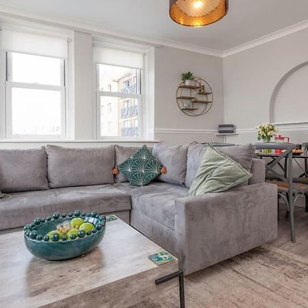 2Thevilla - Great Views, 3 Bedrooms, Parking, Central Location イフラクーム エクステリア 写真