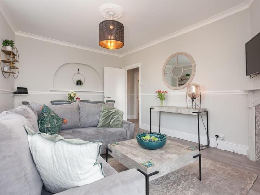 2Thevilla - Great Views, 3 Bedrooms, Parking, Central Location イフラクーム エクステリア 写真